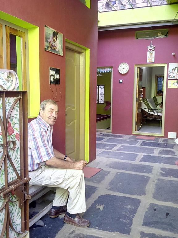 Riverside Homestay Hampi Bagian luar foto