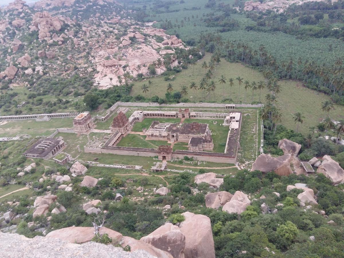 Riverside Homestay Hampi Bagian luar foto